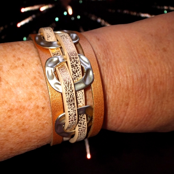 **DONATED ** - Picture 1 of 3